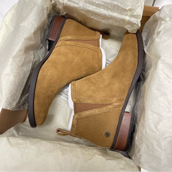 NWT ugg McClair ankle boot (size 7) - Picture 2 of 4